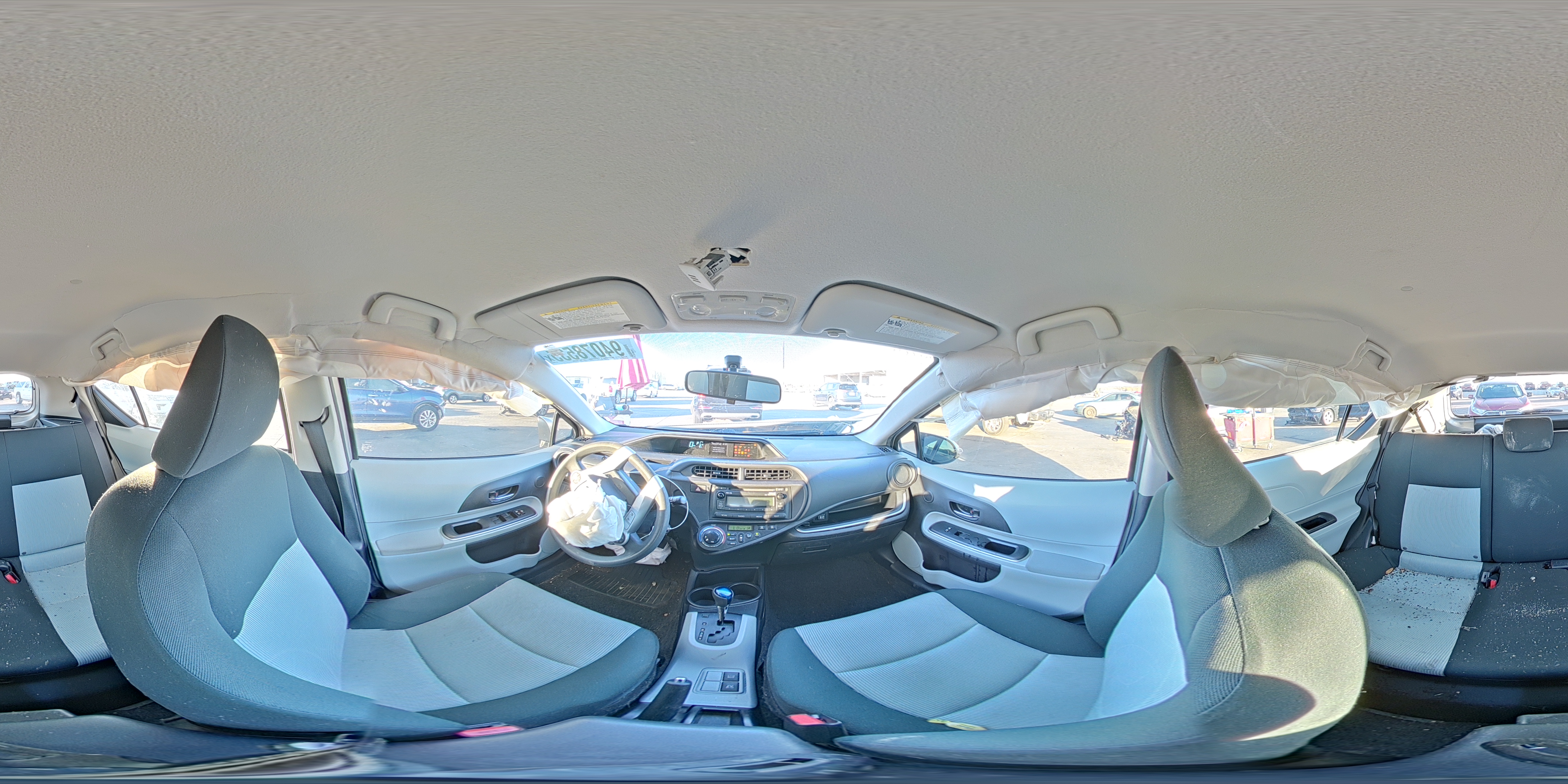 2014 Toyota Prius C VIN: JTDKDTB33E1561977 Lot: 94078535