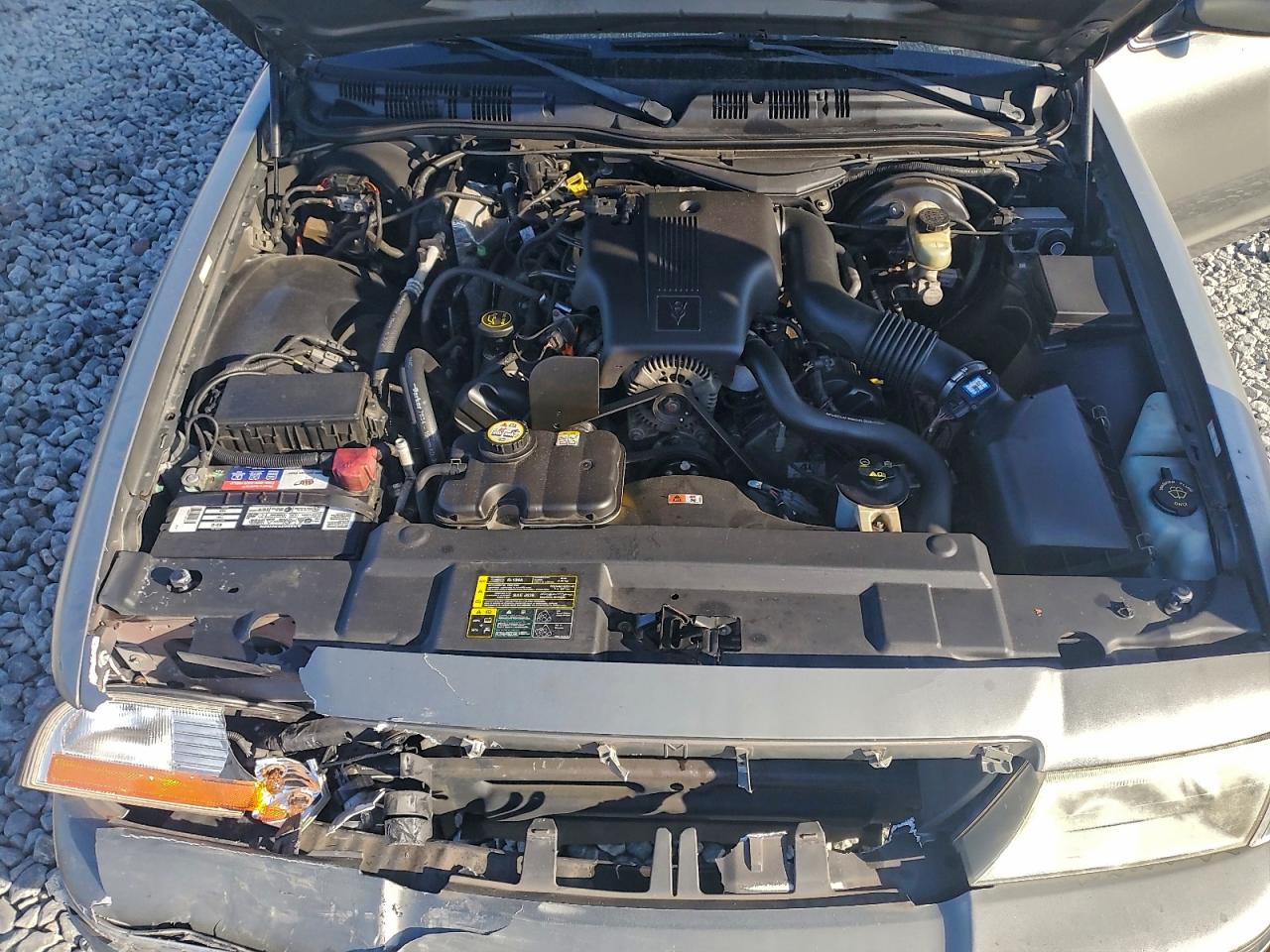 2004 Mercury Grand Marquis Gs VIN: 2MEFM74W24X661234 Lot: 93932285