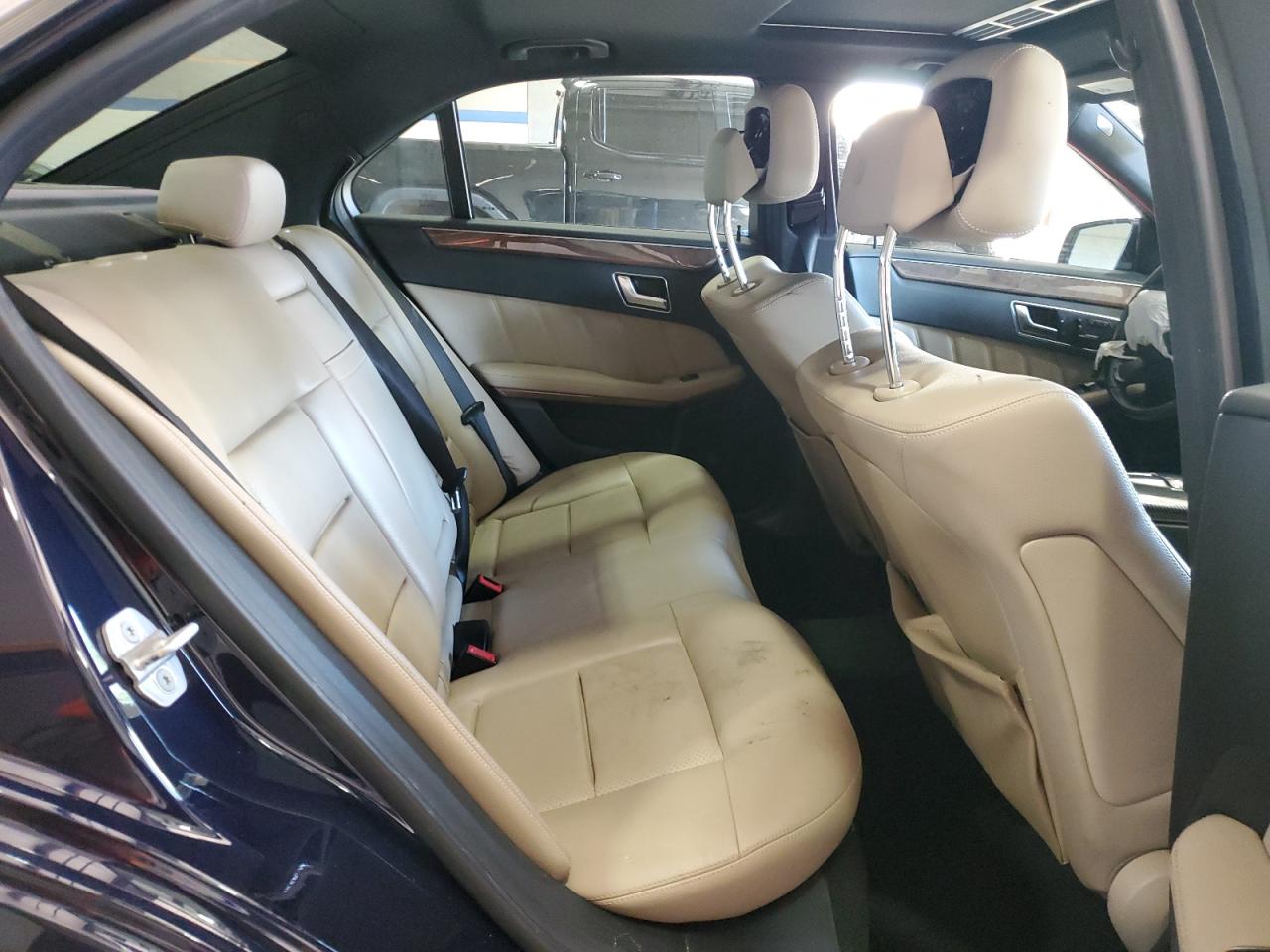 2012 Mercedes-Benz E 350 VIN: WDDHF5KB0CA585180 Lot: 92389465
