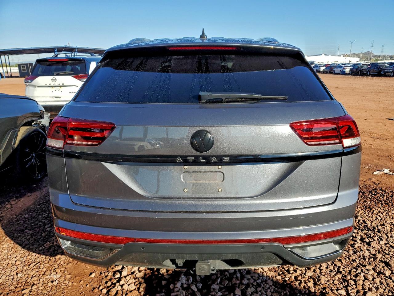 2023 Volkswagen Atlas Cross Sport Se VIN: 1V2WE2CAXPC213556 Lot: 94220225