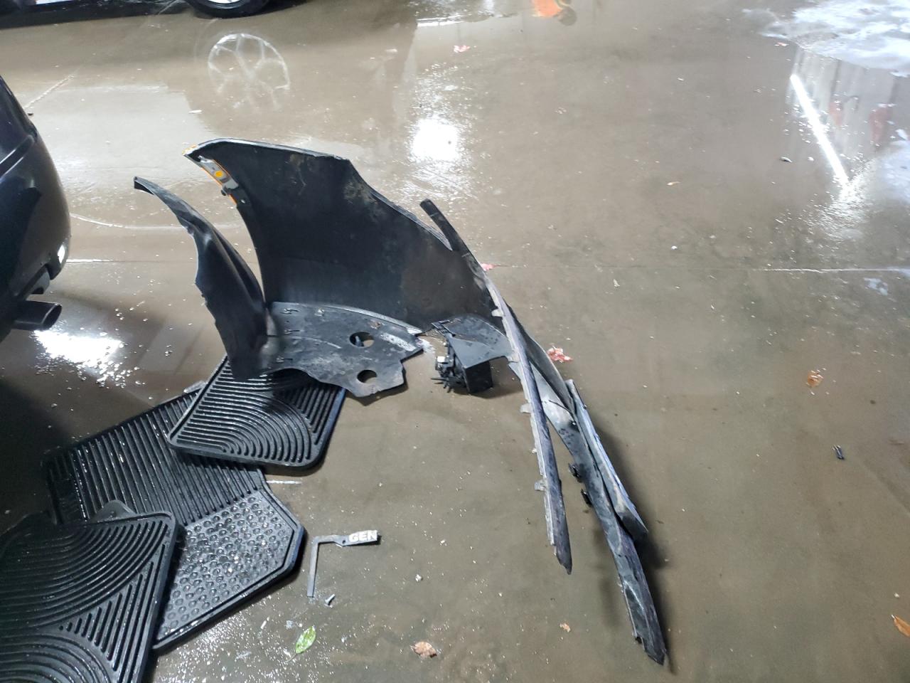 2010 Mercury Milan Premier VIN: 3MEHM0JG7AR663228 Lot: 92478895