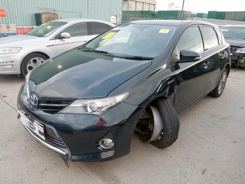 2014 TOYOTA AURIS 1.8 VVTI HYBRID EXCEL 5DR CVT AUTO for sale at Copart ROCHFORD