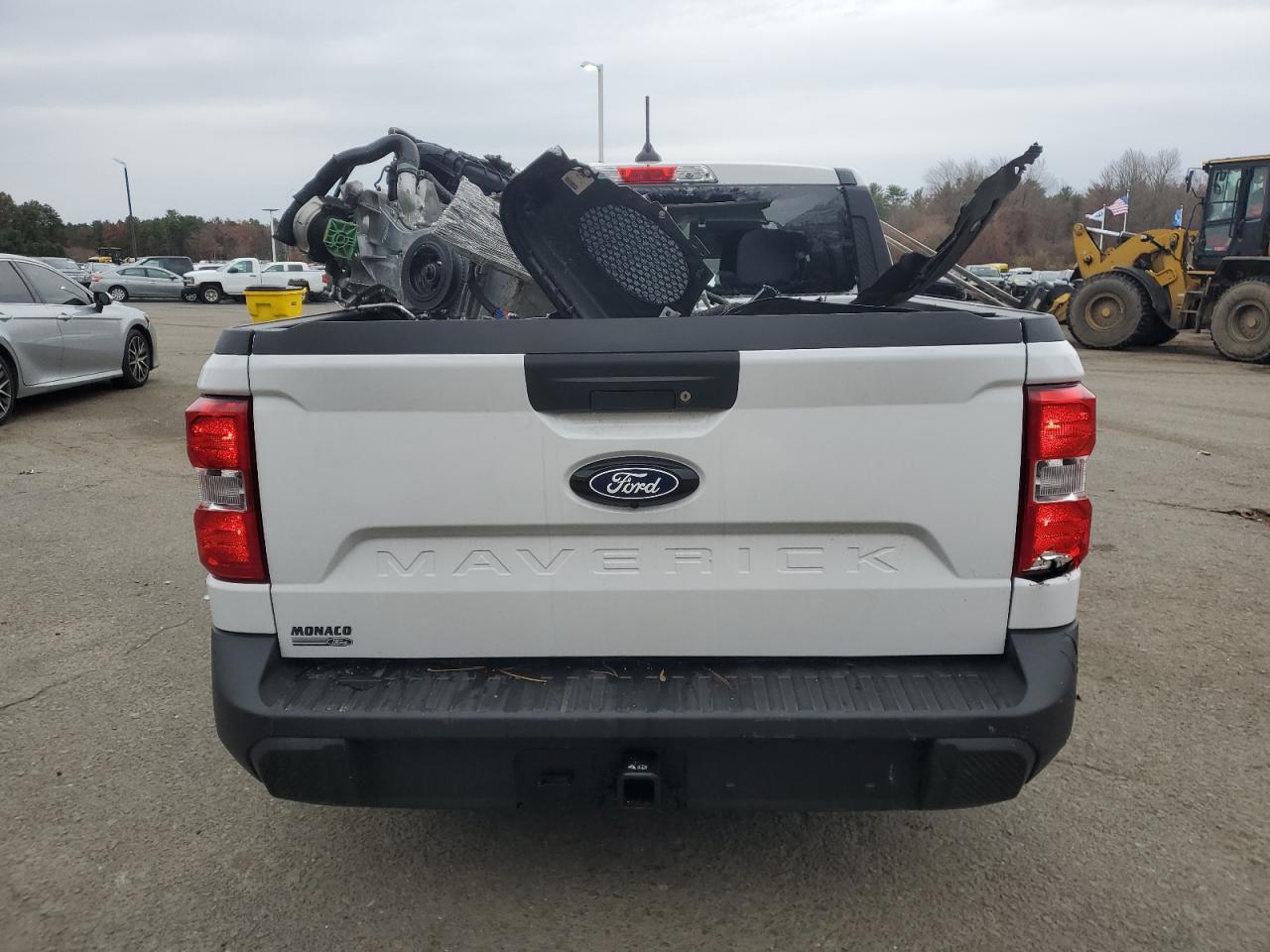 2025 Ford Maverick Xl VIN: 3FTTW8A30SRA94046 Lot: 92609095