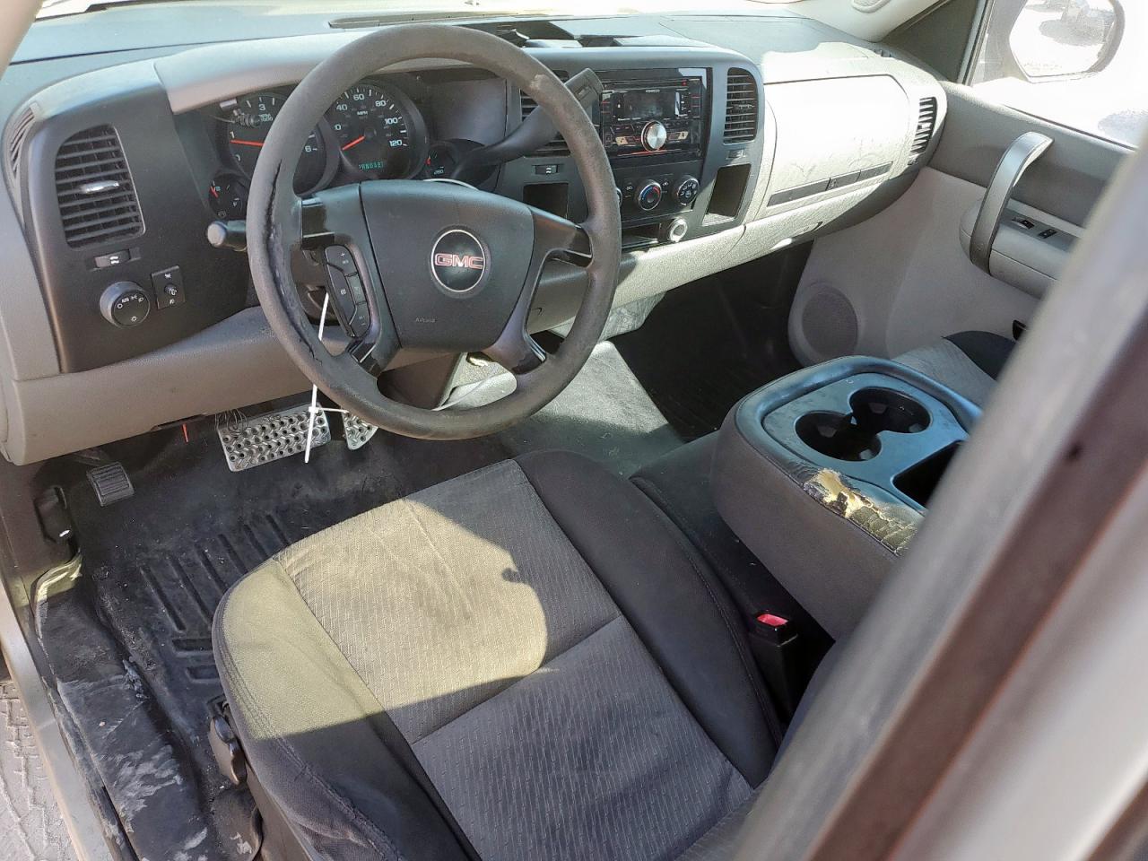 2008 GMC Sierra C1500 VIN: 1GTEC14X38Z180303 Lot: 92734065