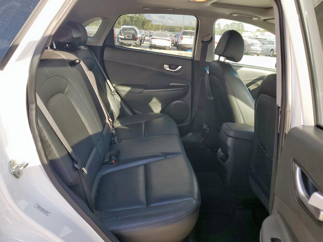 2022 Hyundai Kona Limited VIN: KM8K53A35NU796728 Lot: 93462345