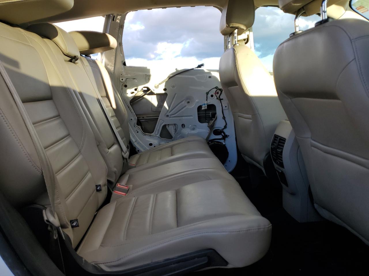 2017 Ford Escape Se VIN: 1FMCU9G98HUA25822 Lot: 91692215