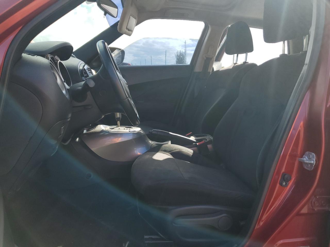 2015 Nissan Juke S VIN: JN8AF5MR1FT502858 Lot: 92278775