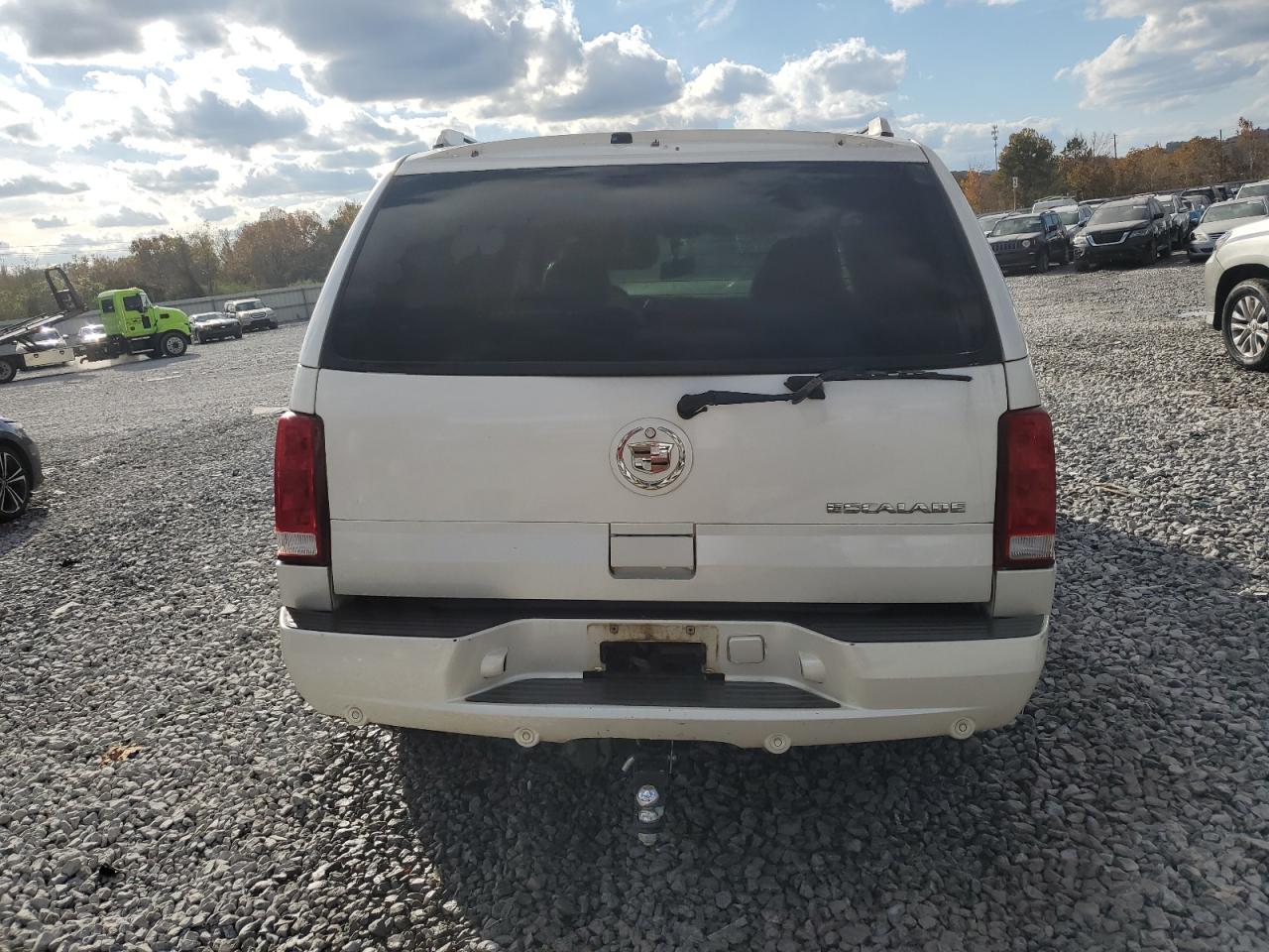 2004 Cadillac Escalade Luxury VIN: 1GYEK63N54R231837 Lot: 92447235