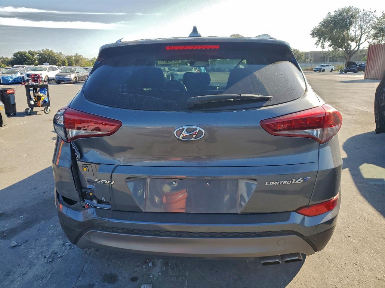 2016 Hyundai Tucson Limited VIN: KM8J33A23GU211012 Lot: 94043875