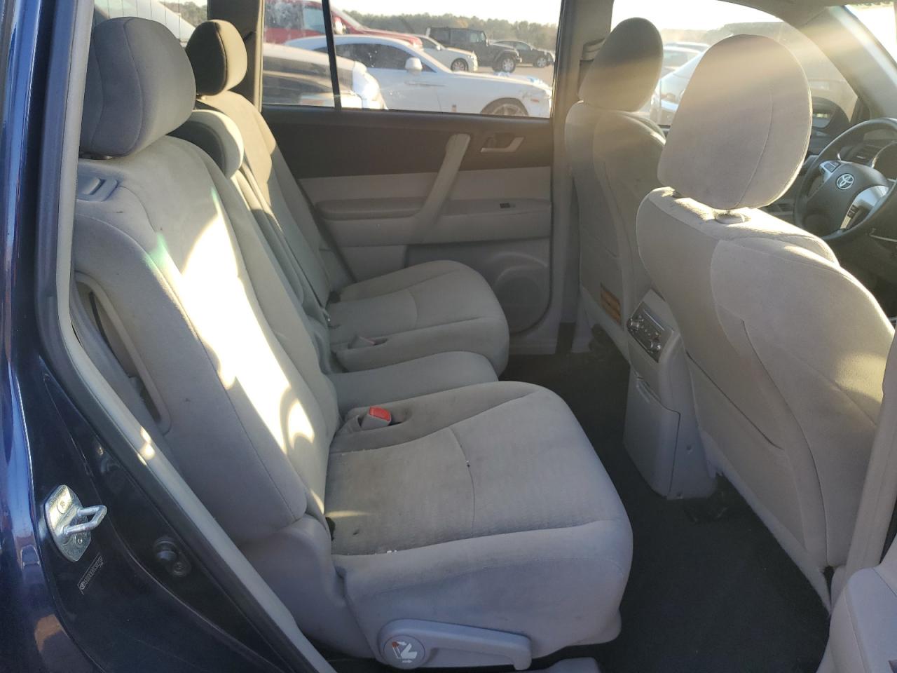 2012 Toyota Highlander Base VIN: 5TDZA3EH7CS022132 Lot: 92799855