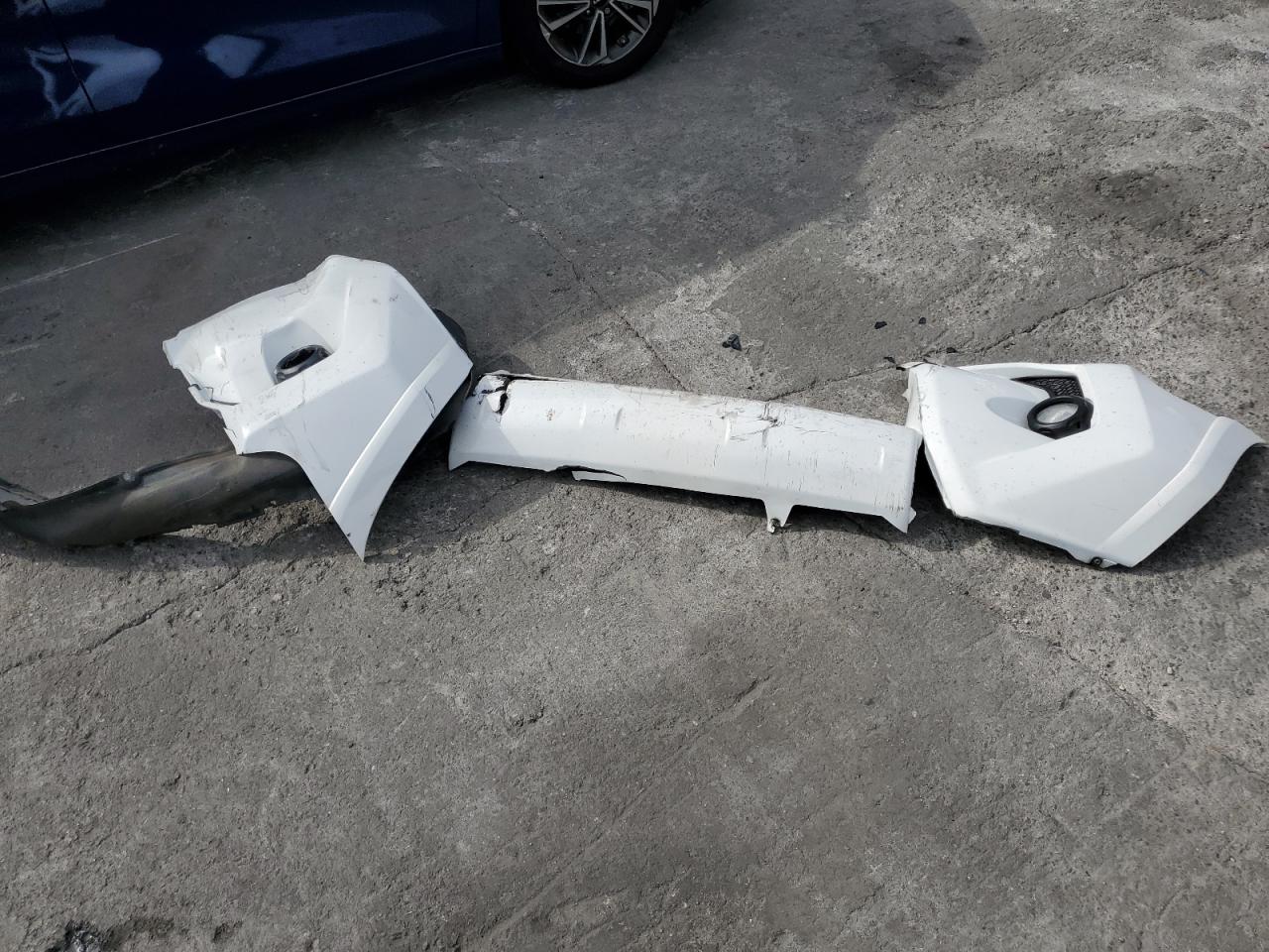 2018 Toyota 4Runner Sr5/Sr5 Premium VIN: JTEBU5JR5J5602805 Lot: 92547155