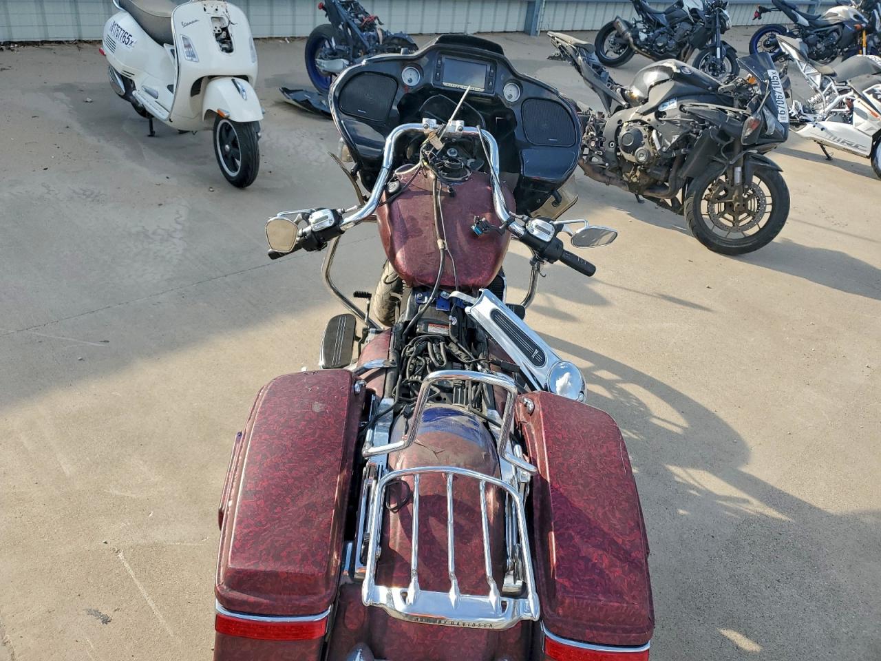 2015 Harley-Davidson Fltrxs Road Glide Special VIN: 1HD1KTM16FB613030 Lot: 93308025