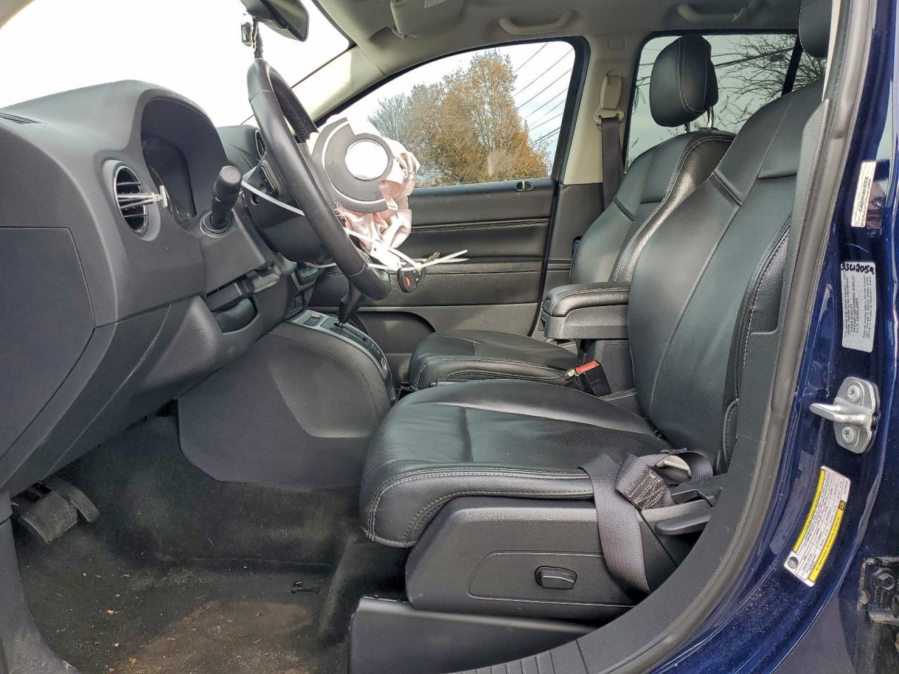 2017 Jeep Compass Latitude VIN: 1C4NJCEA3HD163235 Lot: 94297315