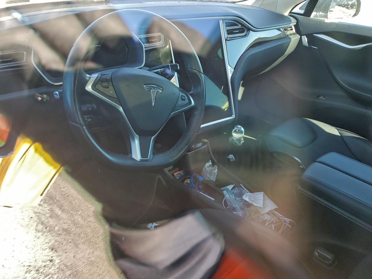 2015 Tesla Model S 60 VIN: 5YJSA1S19FFP78339 Lot: 93467555