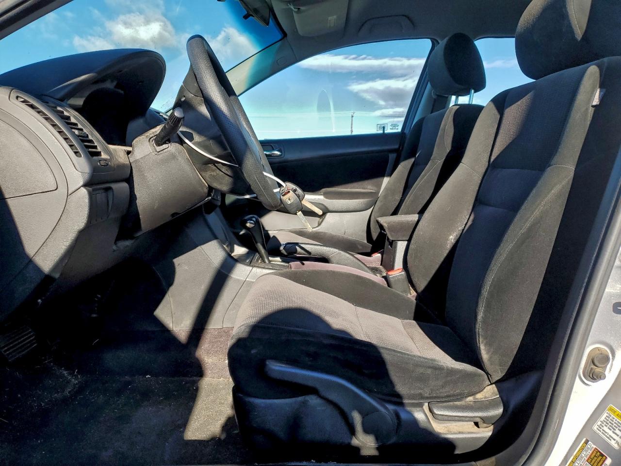 2005 Honda Accord Lx VIN: 1HGCM56425L002512 Lot: 93865295