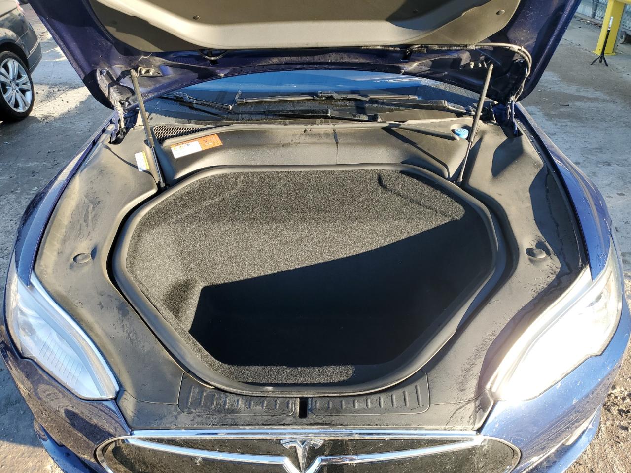 2015 Tesla Model S 90D VIN: 5YJSA1V27FF099092 Lot: 91296635