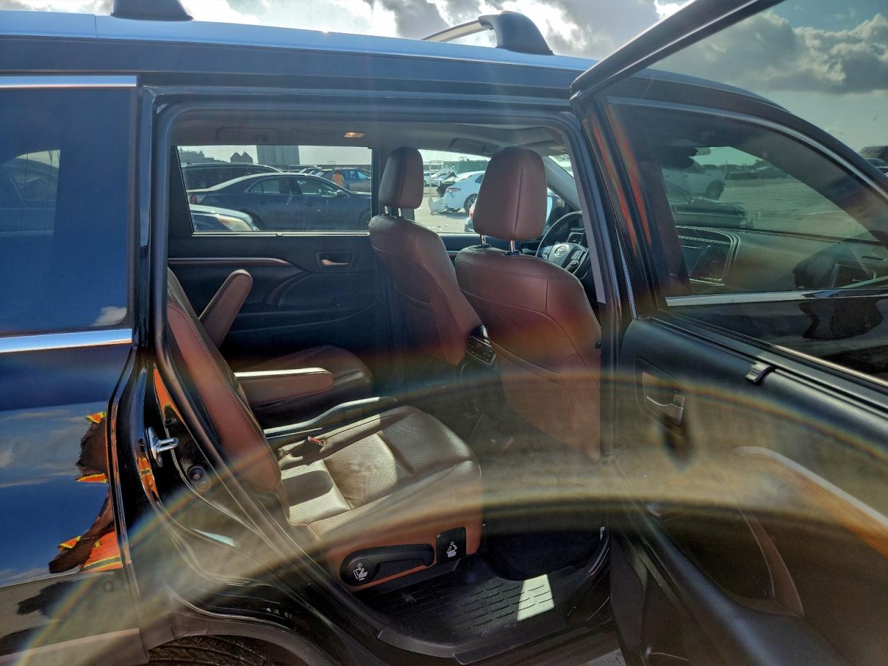 2019 Toyota Highlander Limited VIN: 5TDYZRFH7KS329613 Lot: 94087025