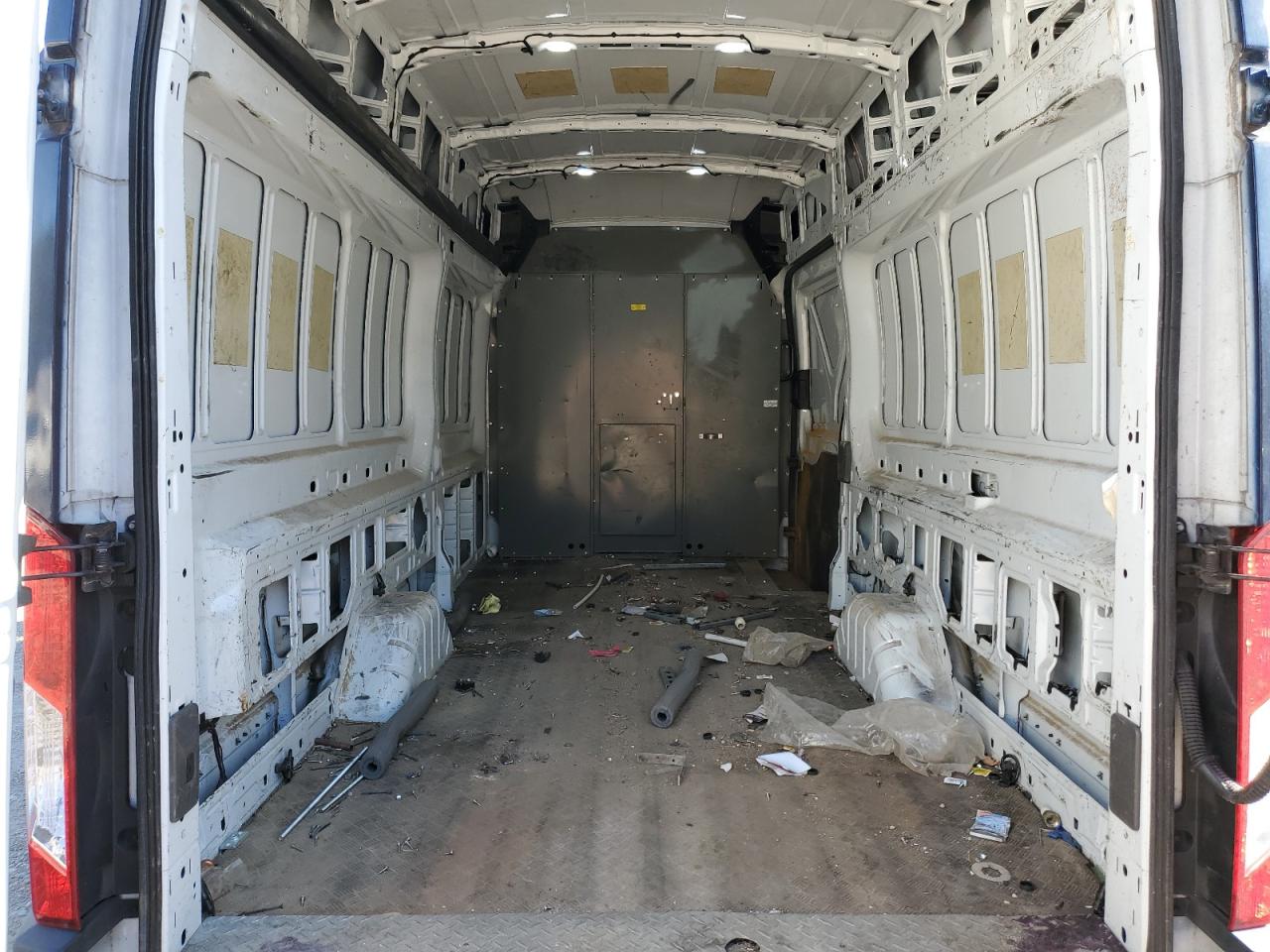 2020 Ford Transit T-250 Delivery Van VIN: 1FTBR3X86LKA65617 Lot: 91684045