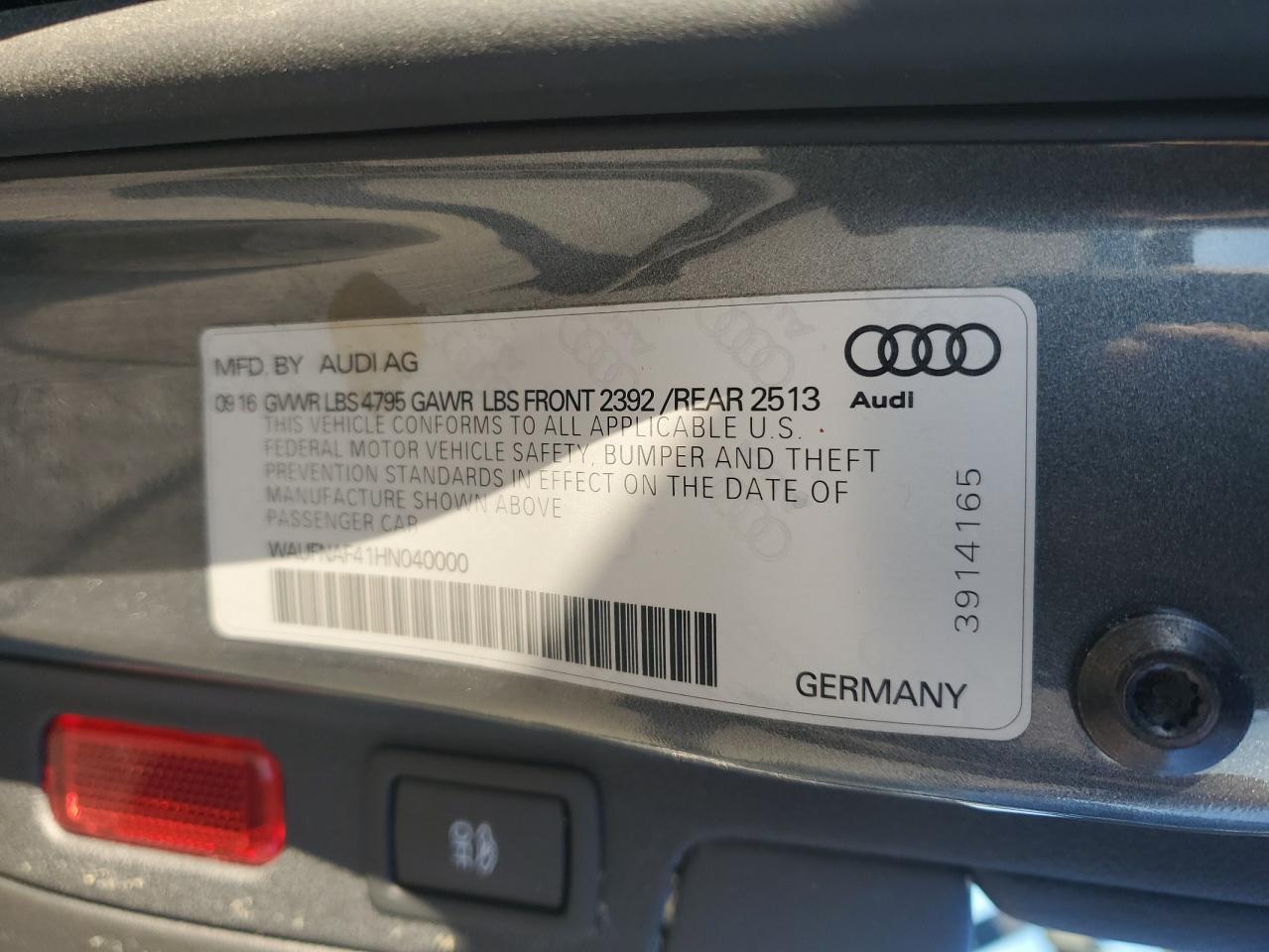 2017 Audi A4 Prestige VIN: WAUFNAF41HN040000 Lot: 89685125