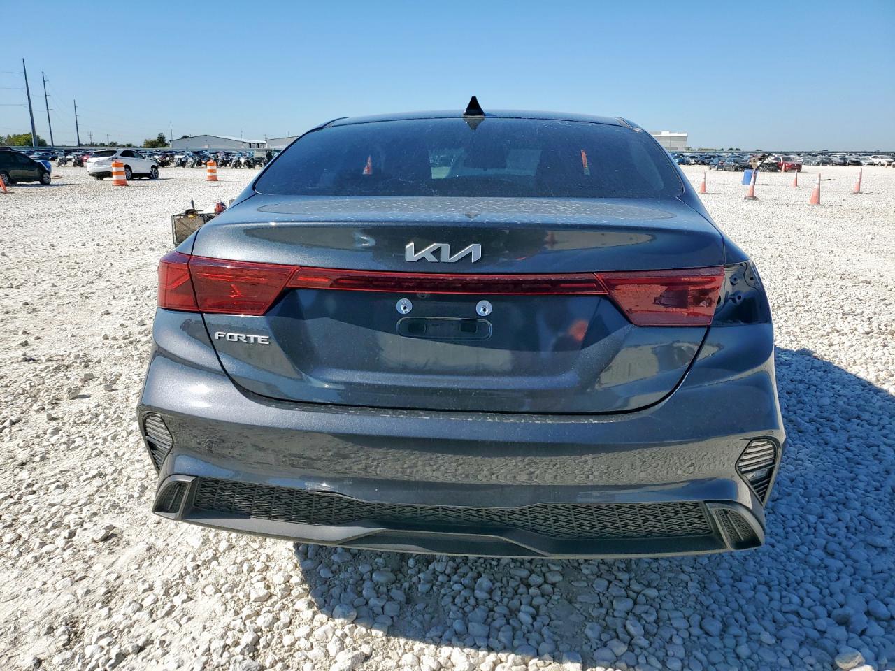 2024 Kia Forte Lx VIN: 3KPF24AD6RE795556 Lot: 91291945