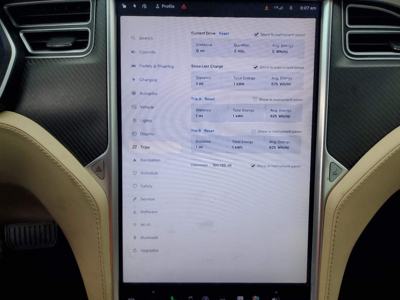 2017 Tesla Model S VIN: 5YJSA1E10HF197326 Lot: 93603505