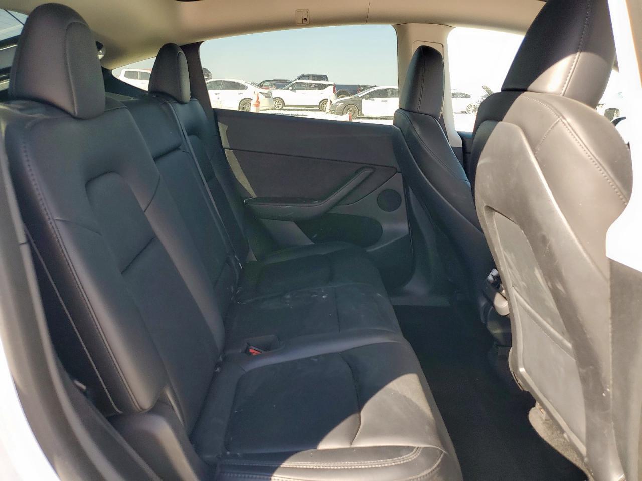 2023 Tesla Model Y VIN: 7SAYGAEE3PF700733 Lot: 92318685