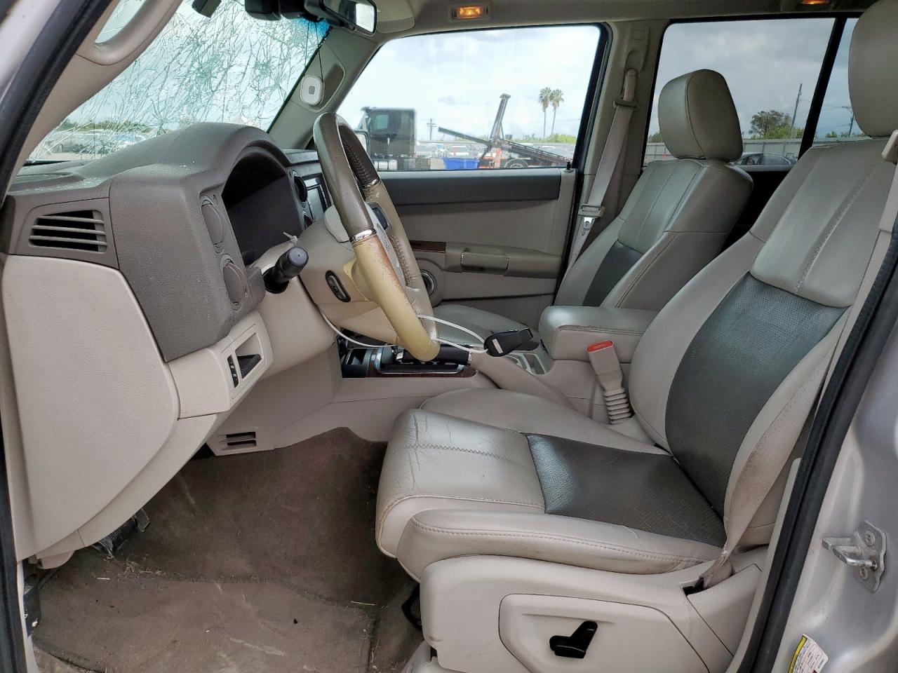 2008 Jeep Commander Limited VIN: 1J8HH58N58C200951 Lot: 92749665