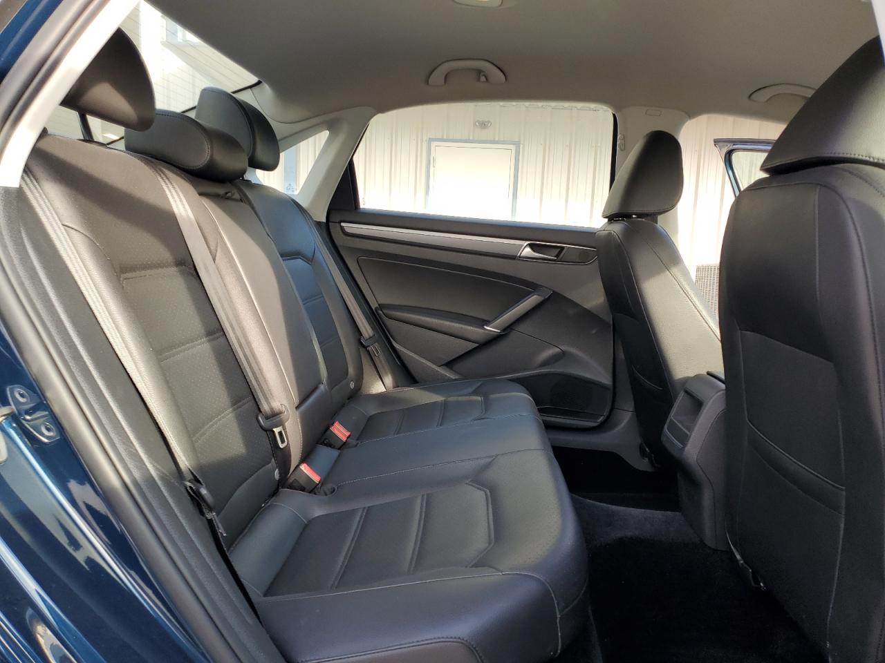 2018 Volkswagen Passat S VIN: 1VWAA7A3XJC031000 Lot: 93539545