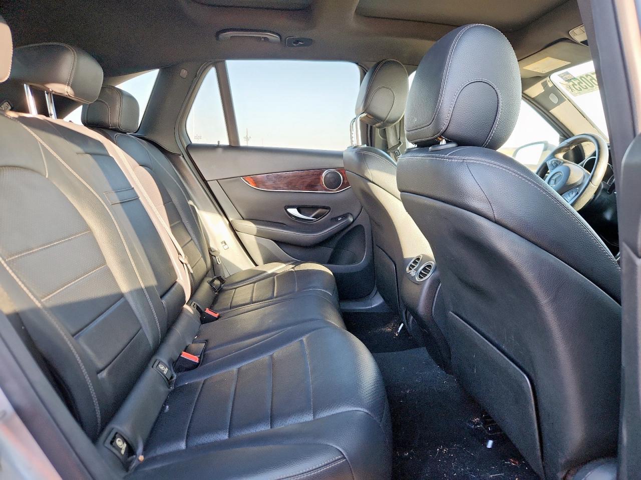 2017 Mercedes-Benz Glc 300 VIN: WDC0G4JB6HF129690 Lot: 92856055