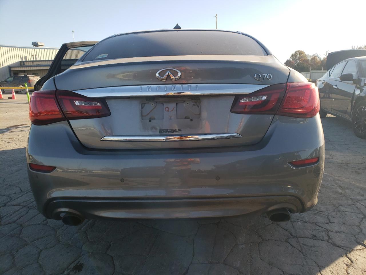 2015 Infiniti Q70 3.7 VIN: JN1BY1AP4FM542466 Lot: 92323585