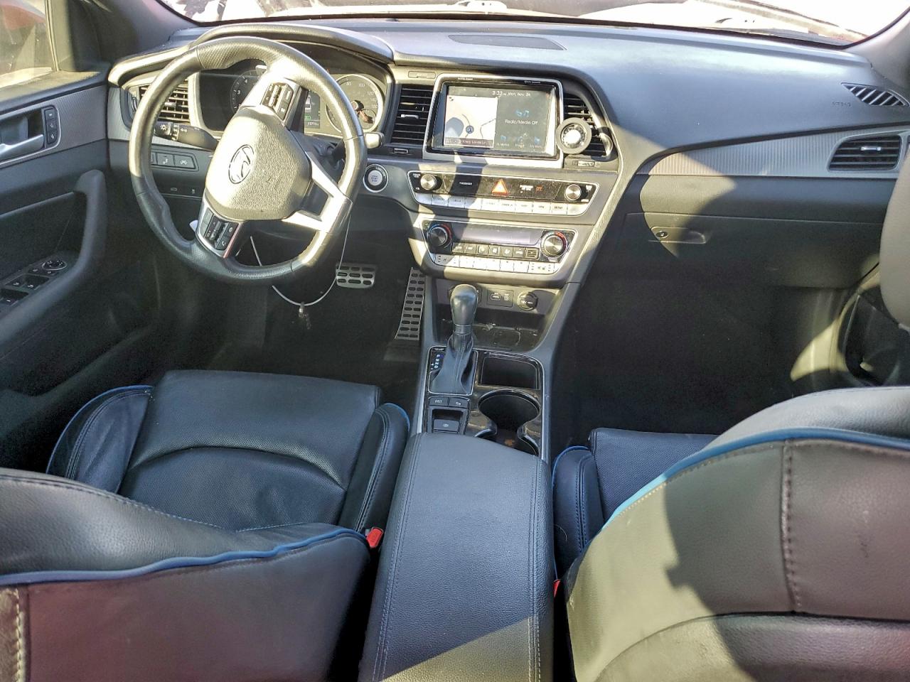 2018 Hyundai Sonata Sport VIN: 5NPE34AB1JH670651 Lot: 94286905