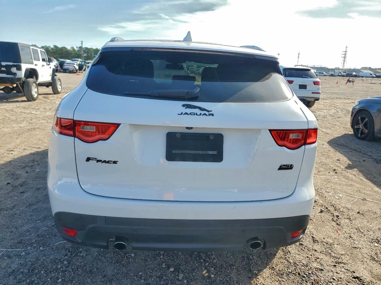 2018 Jaguar F-Pace Premium VIN: SADCJ2FX8JA328986 Lot: 94541995