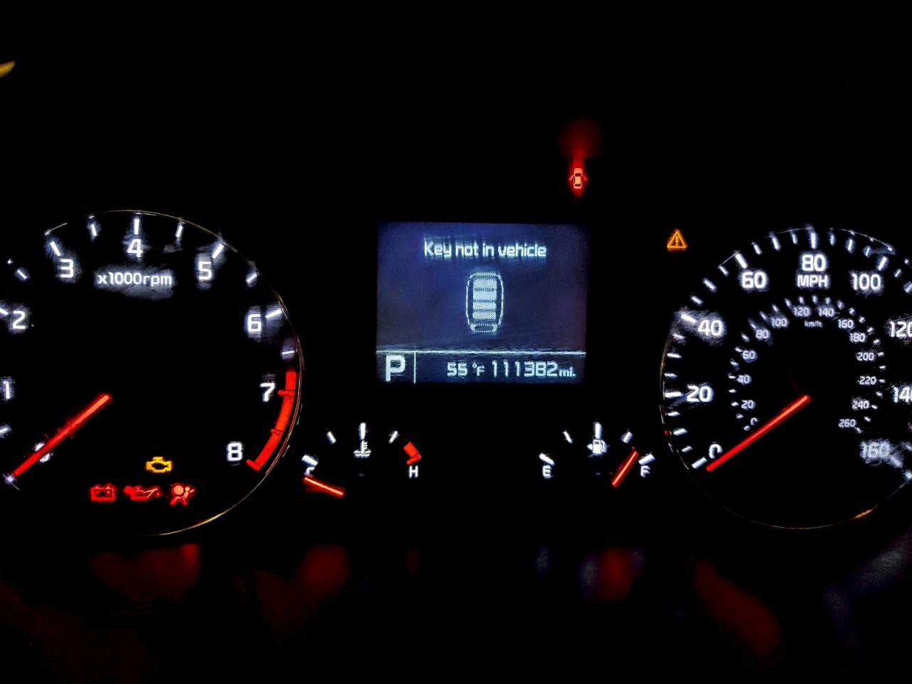 2015 Kia Cadenza Premium VIN: KNALN4D78F5171312 Lot: 94092735