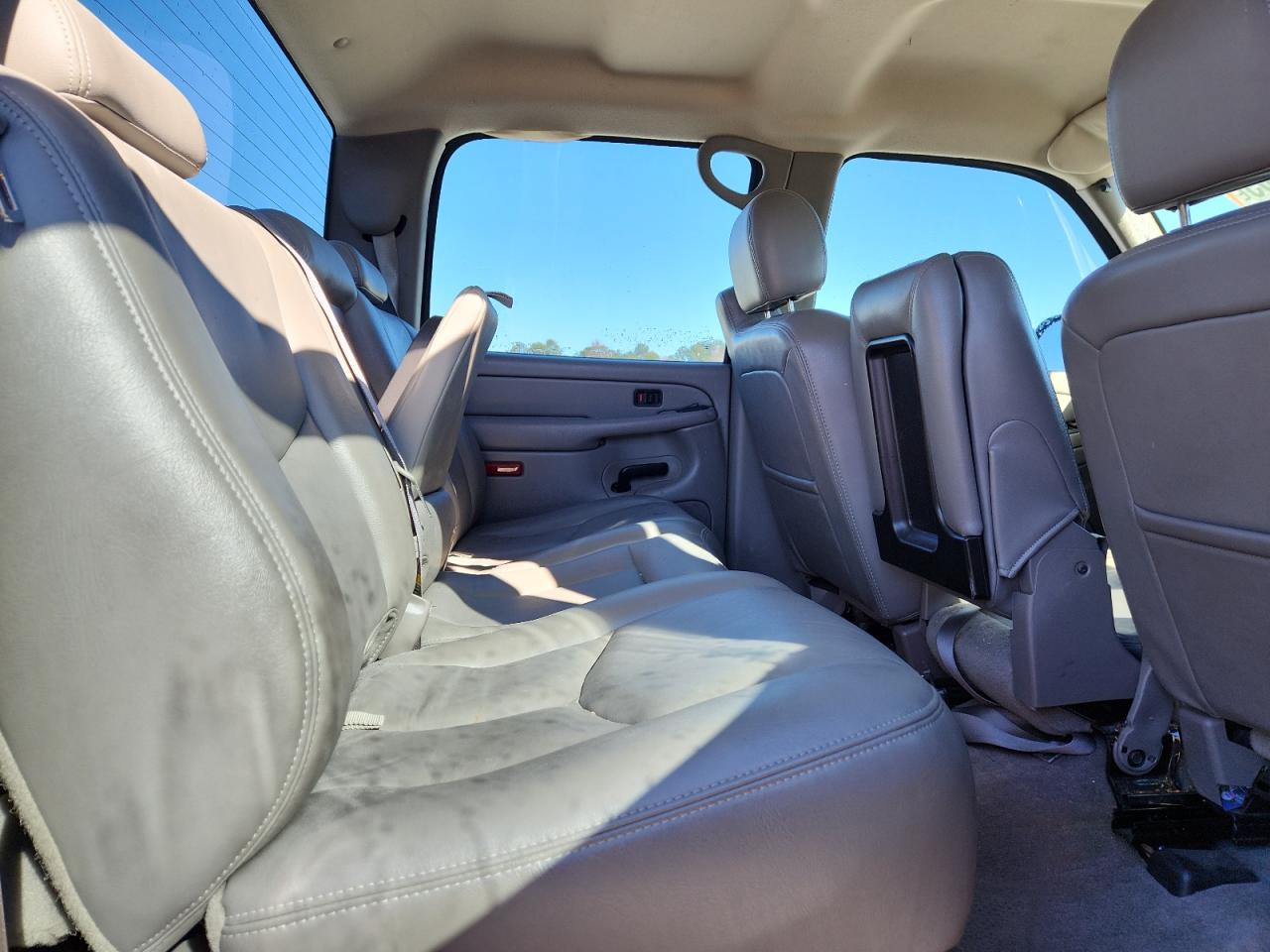 2004 Chevrolet Silverado C2500 Heavy Duty VIN: 1GCHC23U04F239720 Lot: 92998805