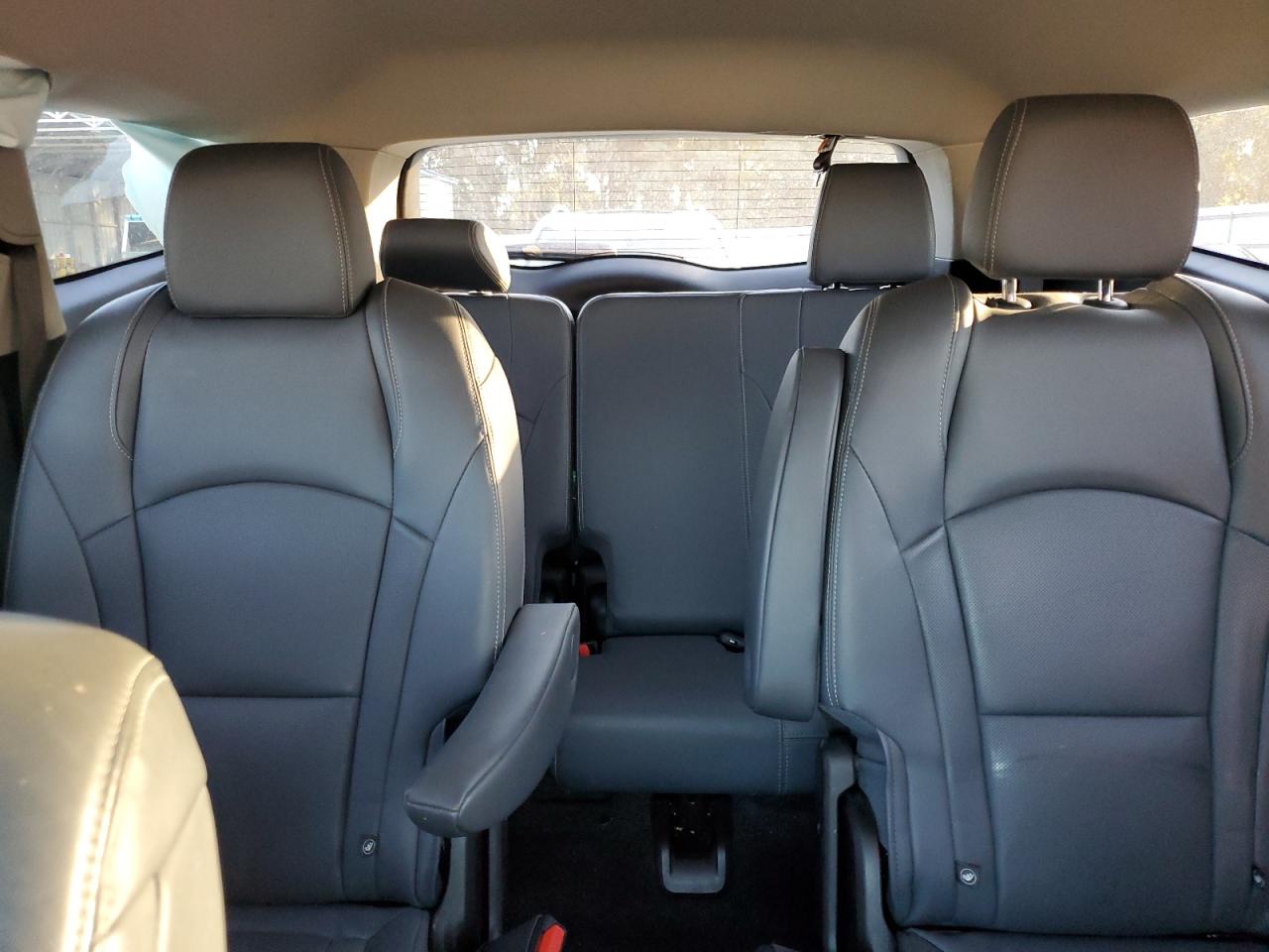 2019 Buick Enclave Essence VIN: 5GAERBKWXKJ235206 Lot: 93470155