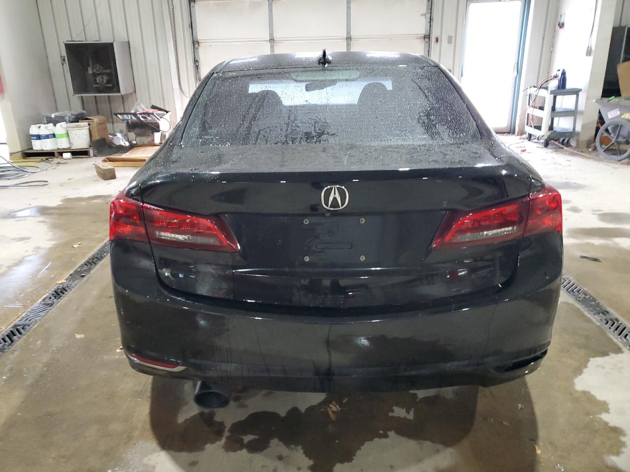 2015 Acura Tlx VIN: 19UUB2F32FA018805 Lot: 92261805