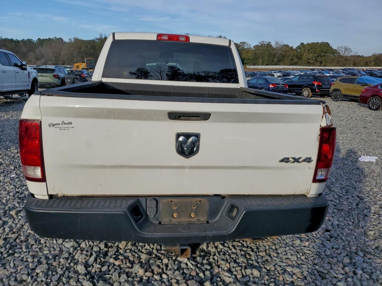 2019 Ram 1500 Classic Tradesman VIN: 1C6RR7KG3KS643392 Lot: 92455865