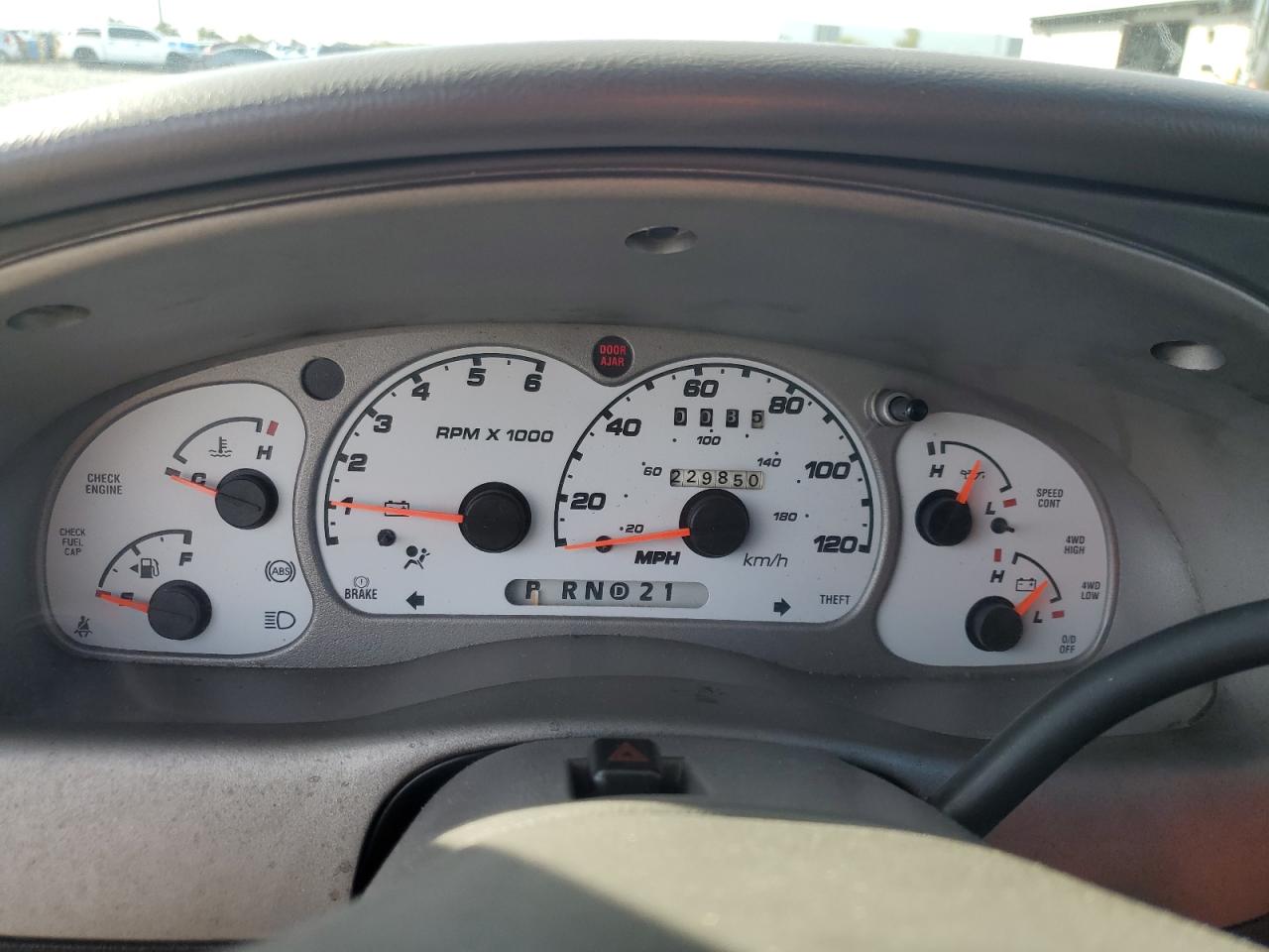 2001 Ford Explorer Sport Trac VIN: 1FMZU77EX1UB33523 Lot: 91788745