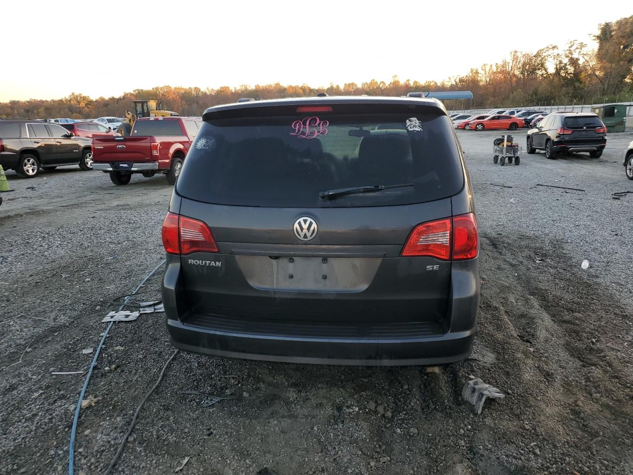 2011 Volkswagen Routan Se VIN: 2V4RW3DG6BR717211 Lot: 91384995