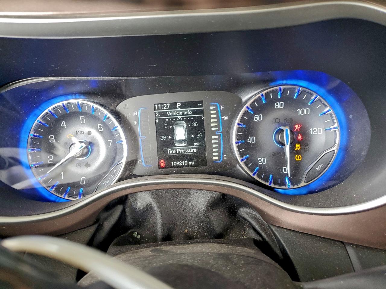 2019 Chrysler Pacifica Touring L VIN: 2C4RC1BG0KR608916 Lot: 93476405