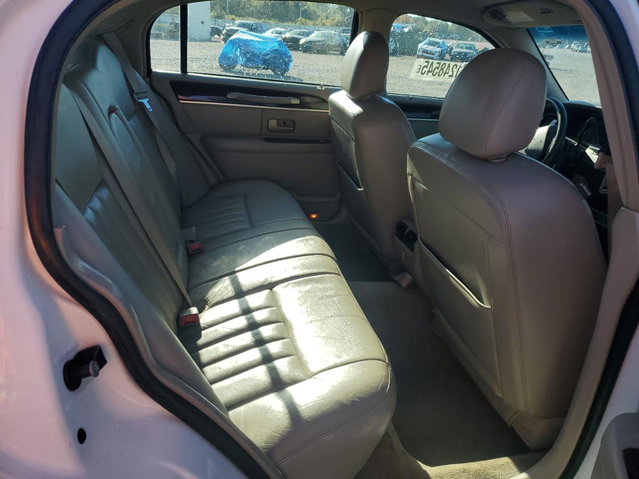 2006 Lincoln Town Car Signature VIN: 1LNHM81V96Y633943 Lot: 91248545