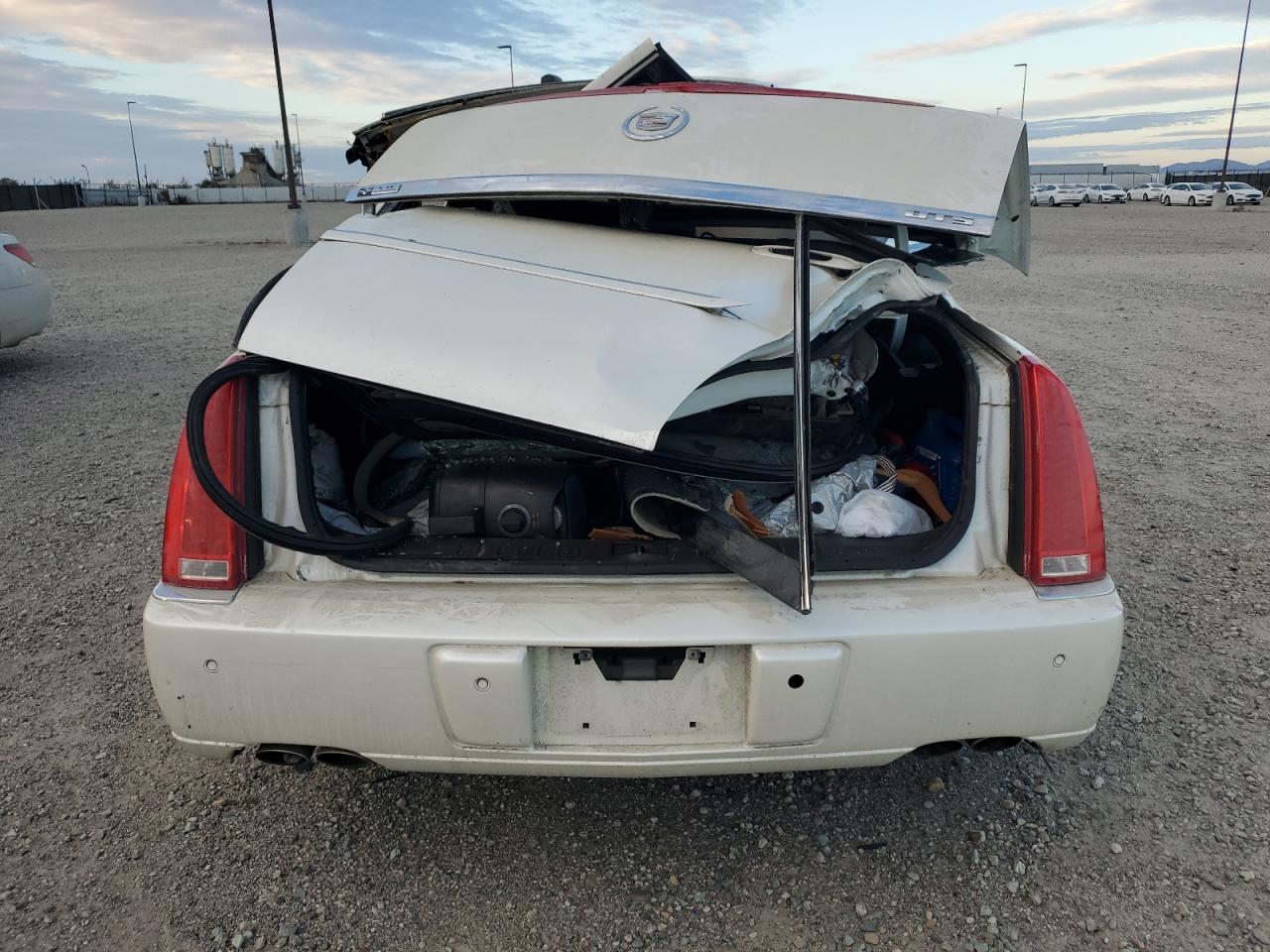 2008 Cadillac Dts VIN: 1G6KD57Y68U139143 Lot: 86124295