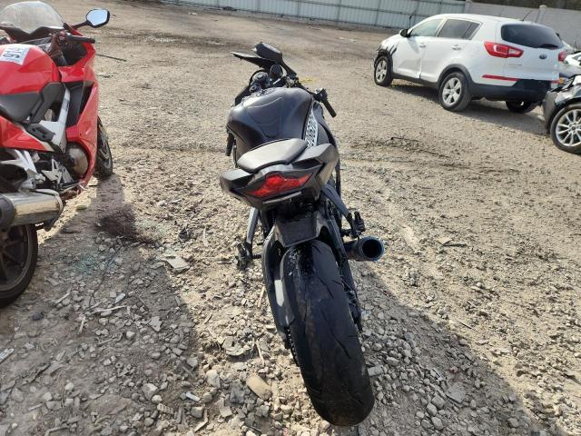 2025 KAWASAKI ZX1002 M  