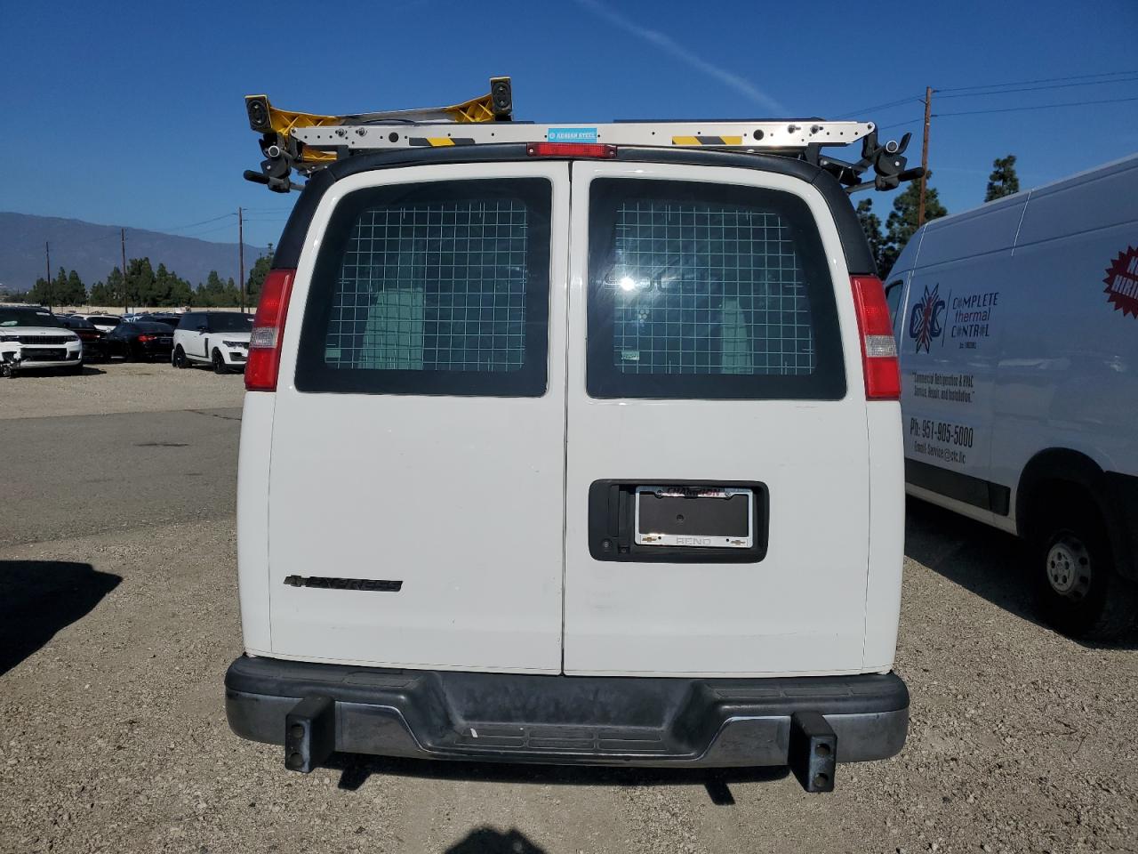2019 Chevrolet Express Delivery Van VIN: 1GCWGAFG7K1290279 Lot: 89800365
