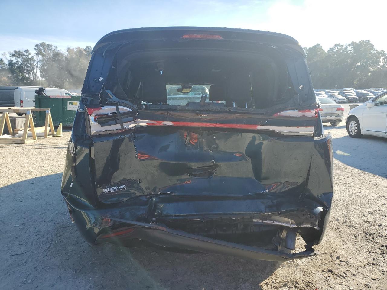 2023 Chrysler Pacifica Touring L VIN: 2C4RC3BG9PR528226 Lot: 92503995