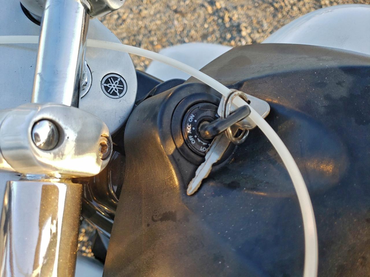 2004 Yamaha Xvz13 Tf VIN: JYAVP04Y64A000548 Lot: 94388285