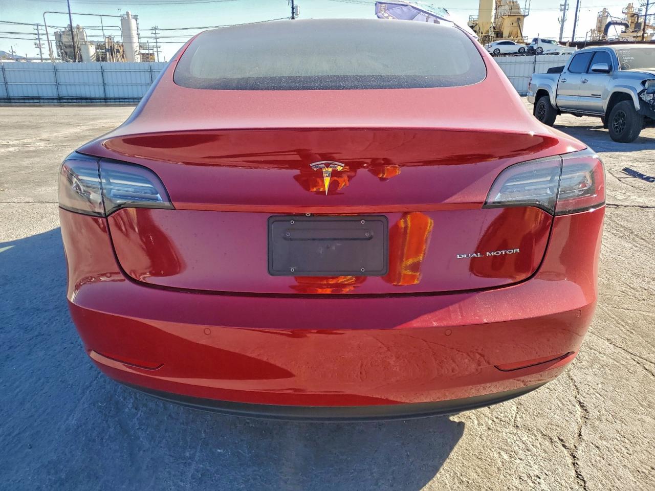 2018 Tesla Model 3 VIN: 5YJ3E1EB0JF121712 Lot: 94717565