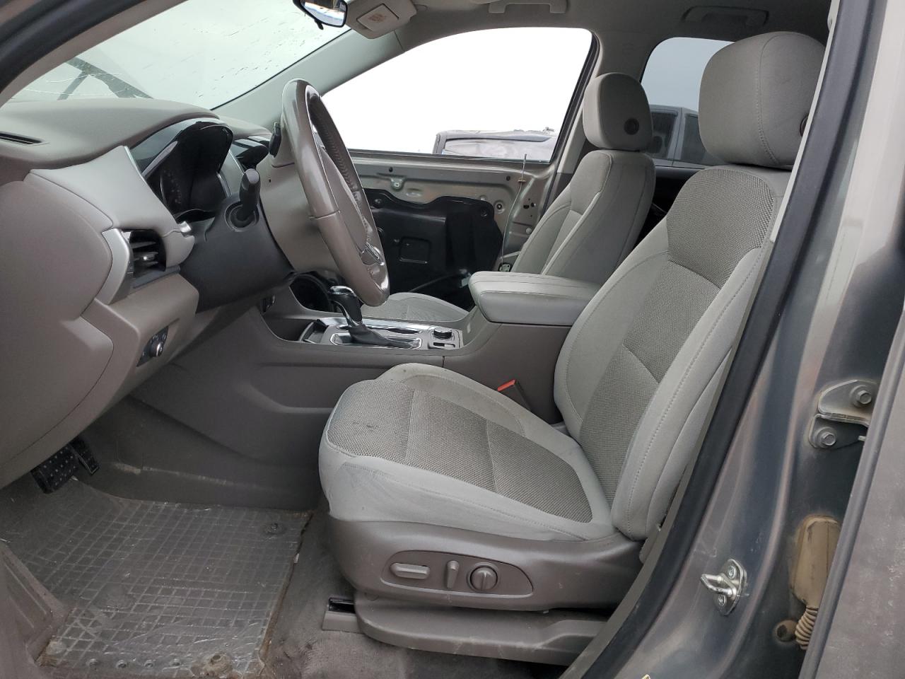 2019 Chevrolet Traverse Lt VIN: 1GNERGKWXKJ200121 Lot: 93760355