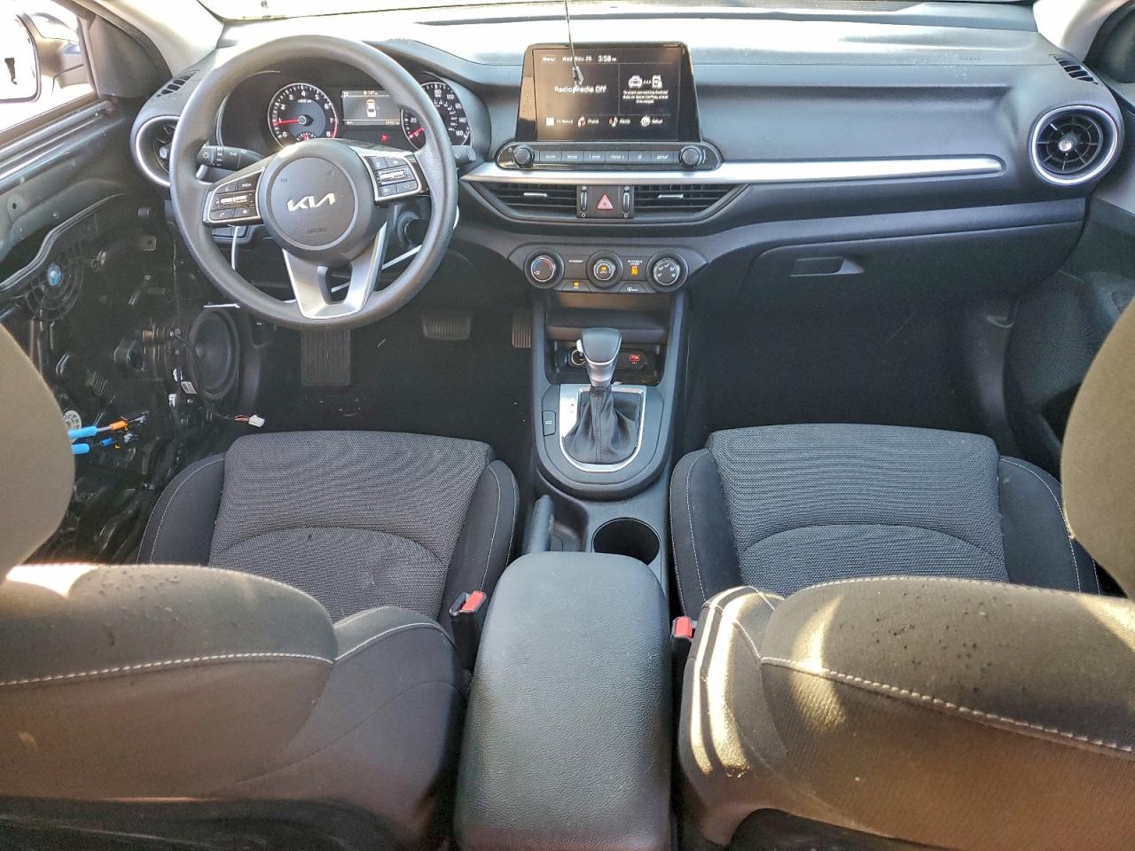 2024 Kia Forte Lx VIN: 3KPF24AD0RE700974 Lot: 93516495