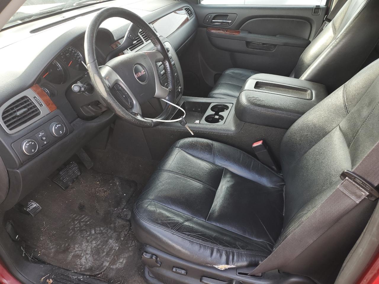 2014 GMC Yukon Xl K1500 Slt VIN: 1GKS2KE72ER118823 Lot: 92524165